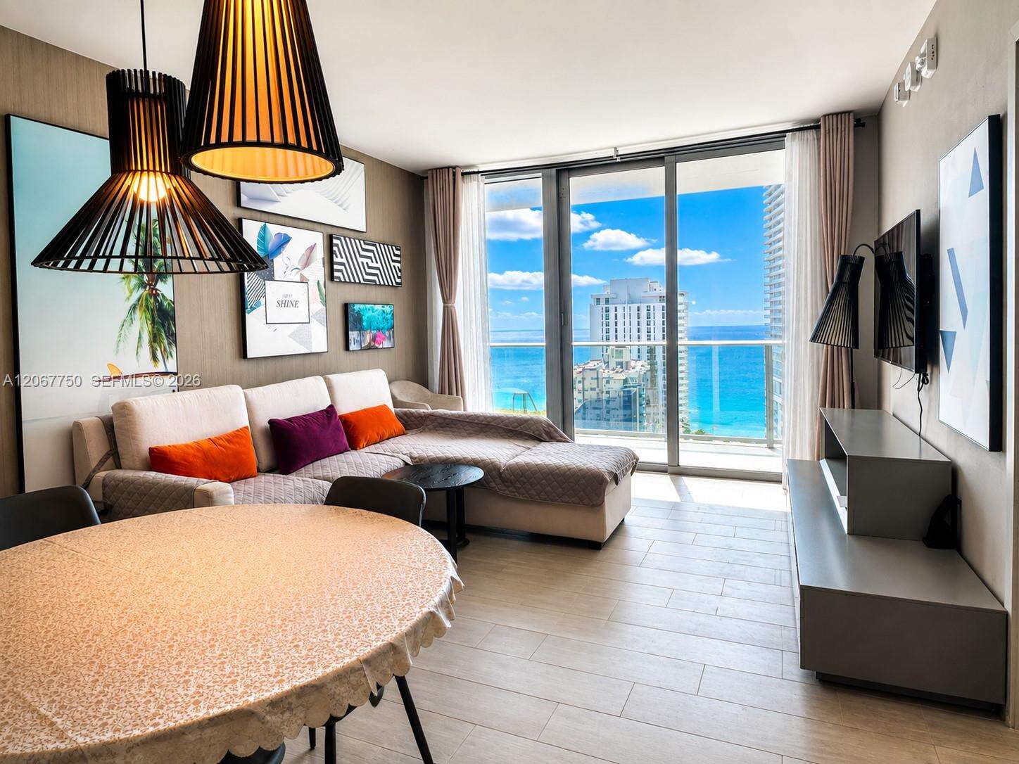 Hyde Beach House at 4010 Ocean Dr, Hollywood, FL 33019 - For Rent photo 2