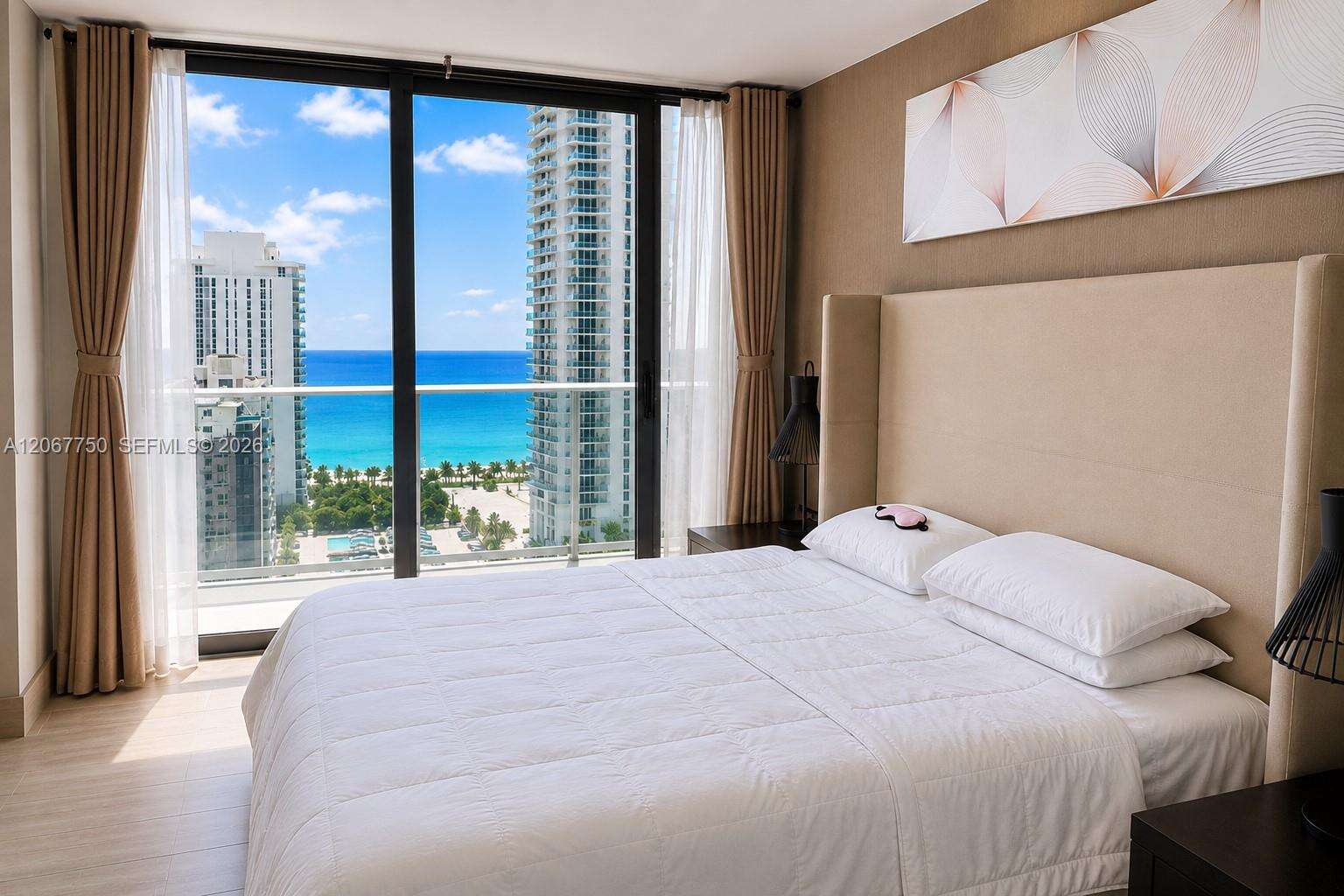 Hyde Beach House at 4010 Ocean Dr, Hollywood, FL 33019 - For Rent photo 4