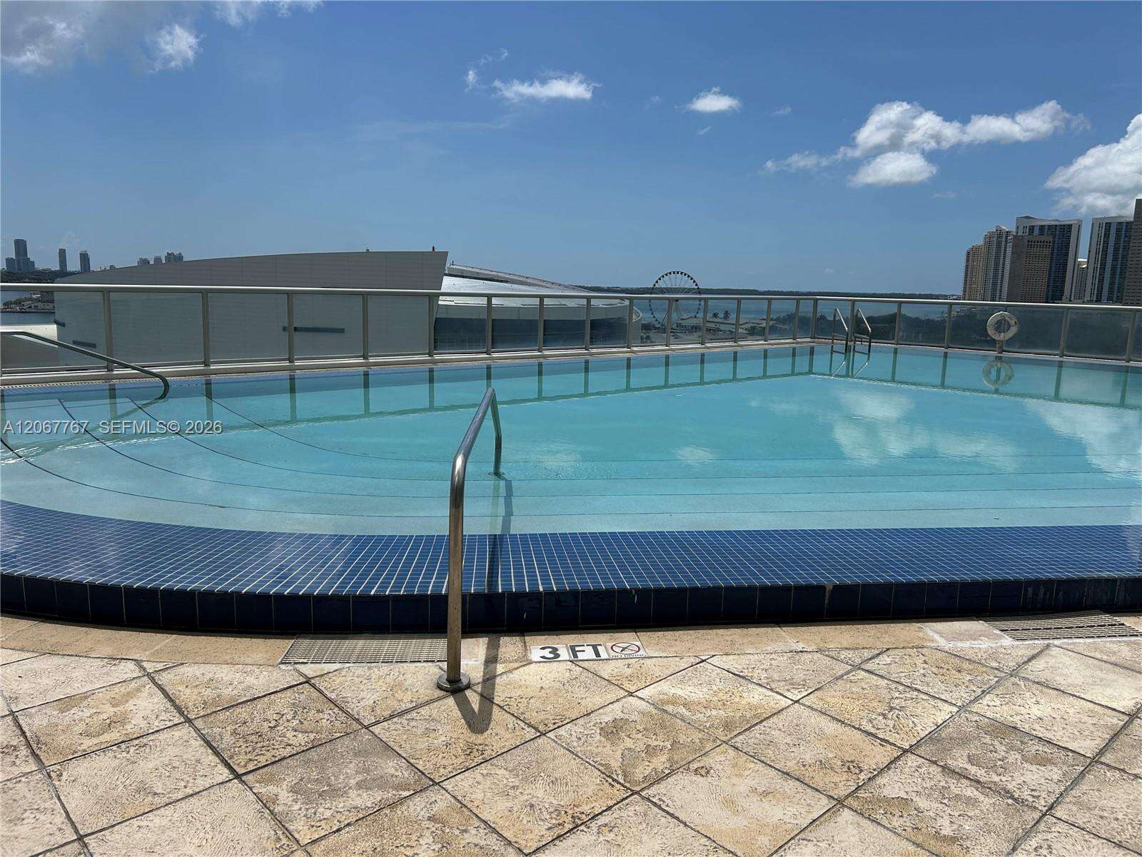 Marina Blue at 888 Biscayne Blvd, Miami, FL 33132 - Out Of market photo 1