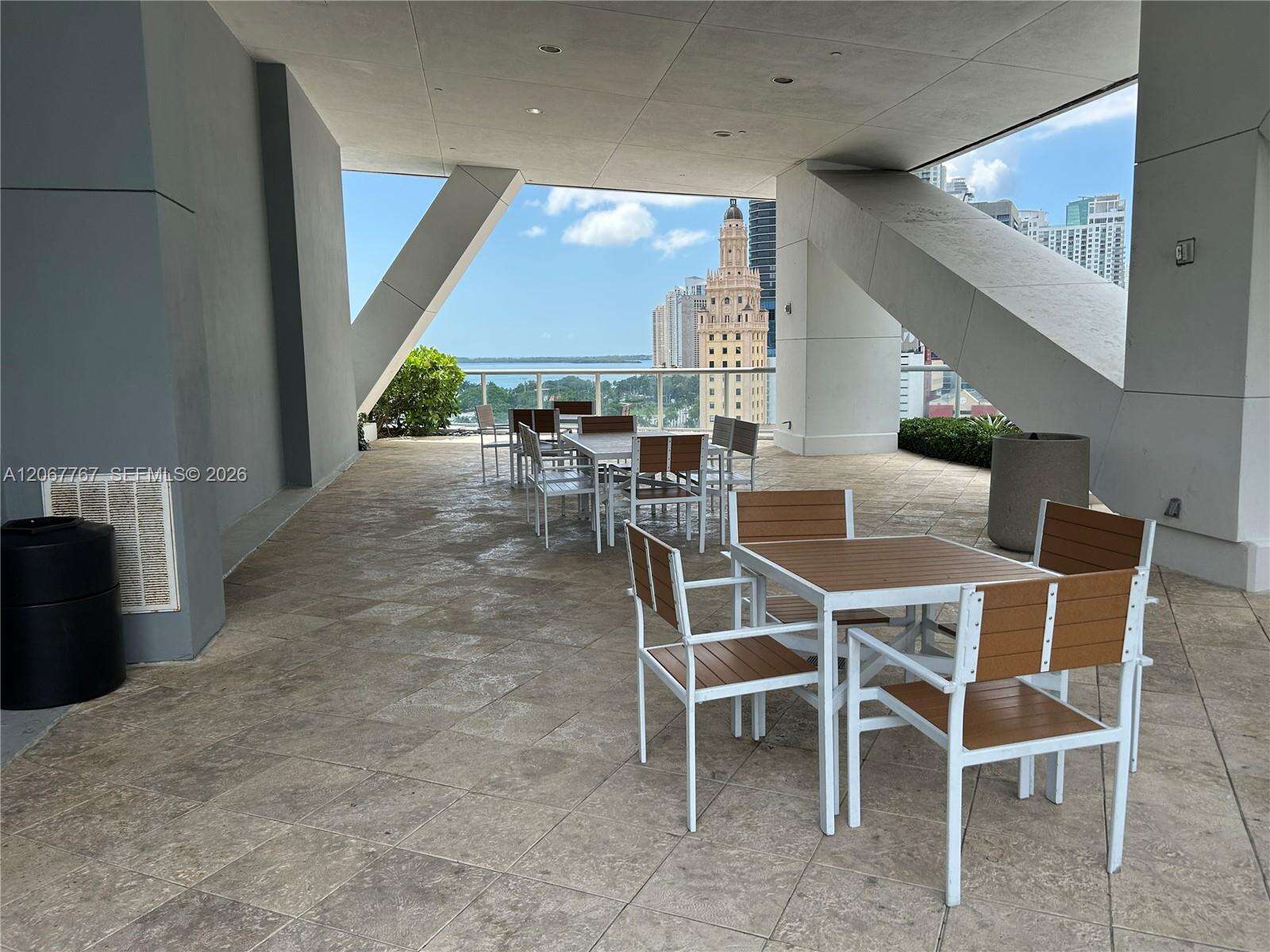 Marina Blue at 888 Biscayne Blvd, Miami, FL 33132 - Out Of market photo 4