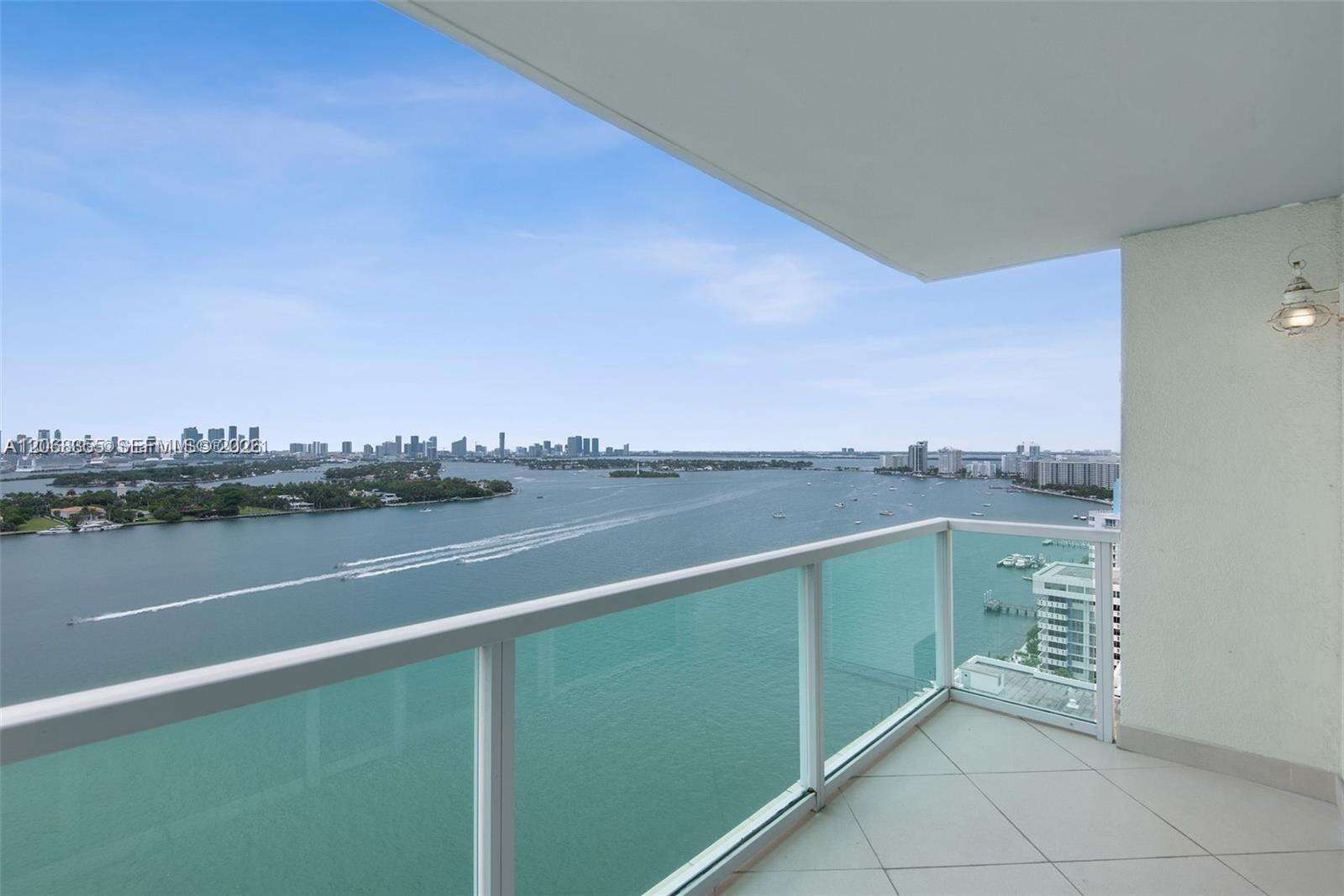 The Floridian at 650 W Ave, Miami Beach, FL 33139 - For Rent photo 1