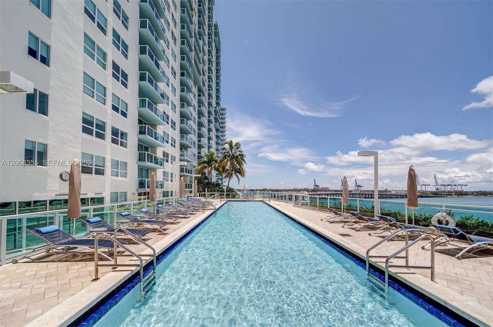 The Floridian at 650 W Ave, Miami Beach, FL 33139 - For Rent photo 21