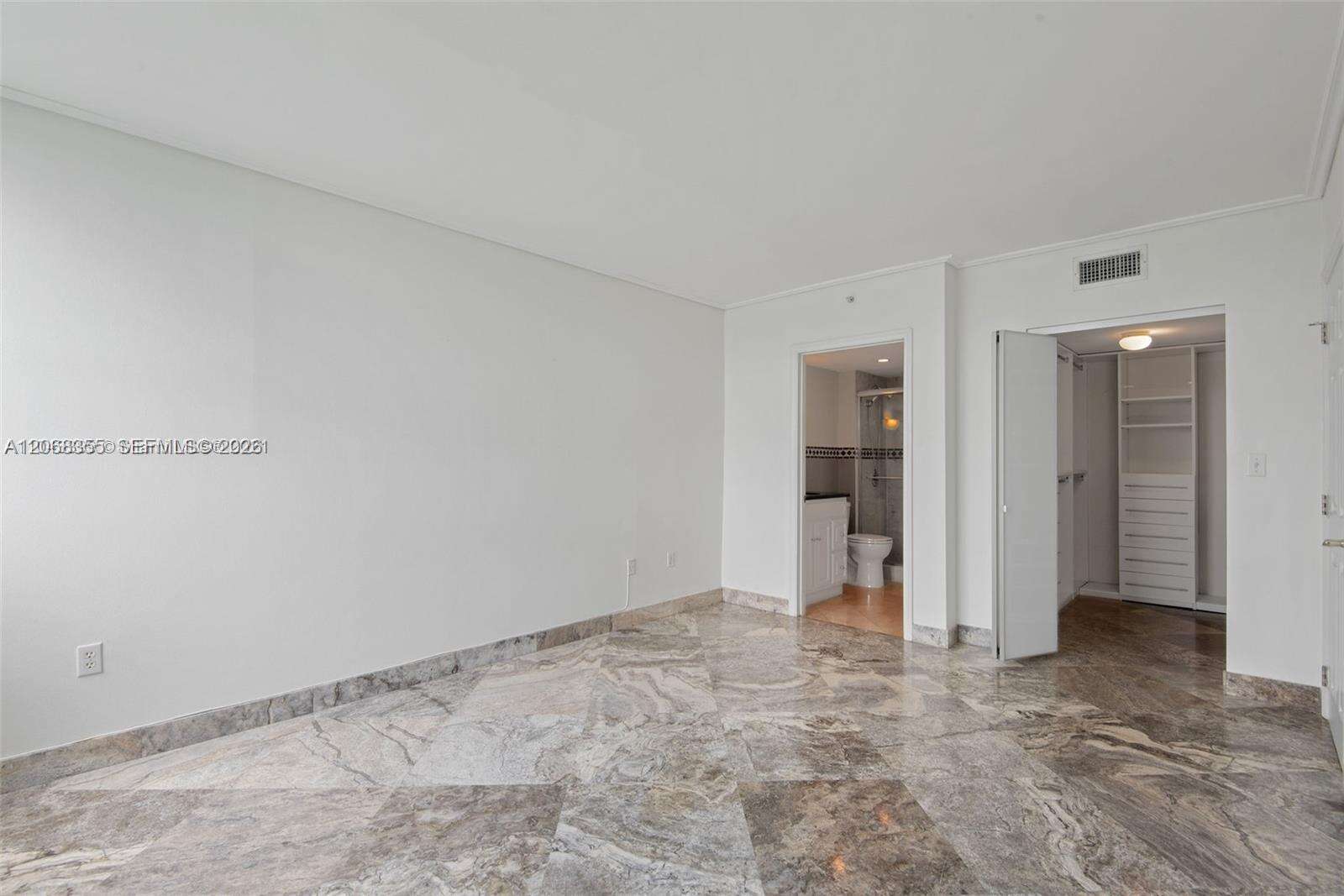 The Floridian at 650 W Ave, Miami Beach, FL 33139 - For Rent photo 8