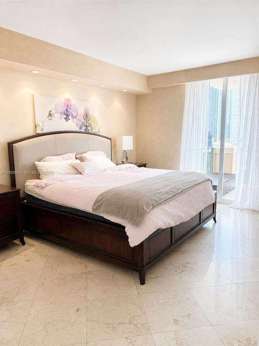 King David at 17555 Atlantic Blvd, Sunny Isles Beach, FL 33160 - For Rent photo 23
