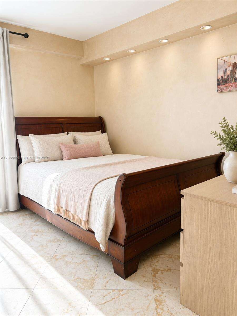 King David at 17555 Atlantic Blvd, Sunny Isles Beach, FL 33160 - For Rent photo 40