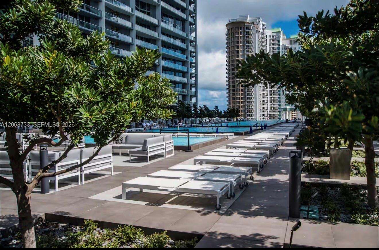 Icon Brickell 3 at 485 Brickell Ave, Miami, FL 33131 - For Rent photo 16