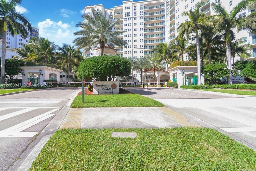 Turnberry Village North at Aventura, FL 33180 - For Rent photo 17