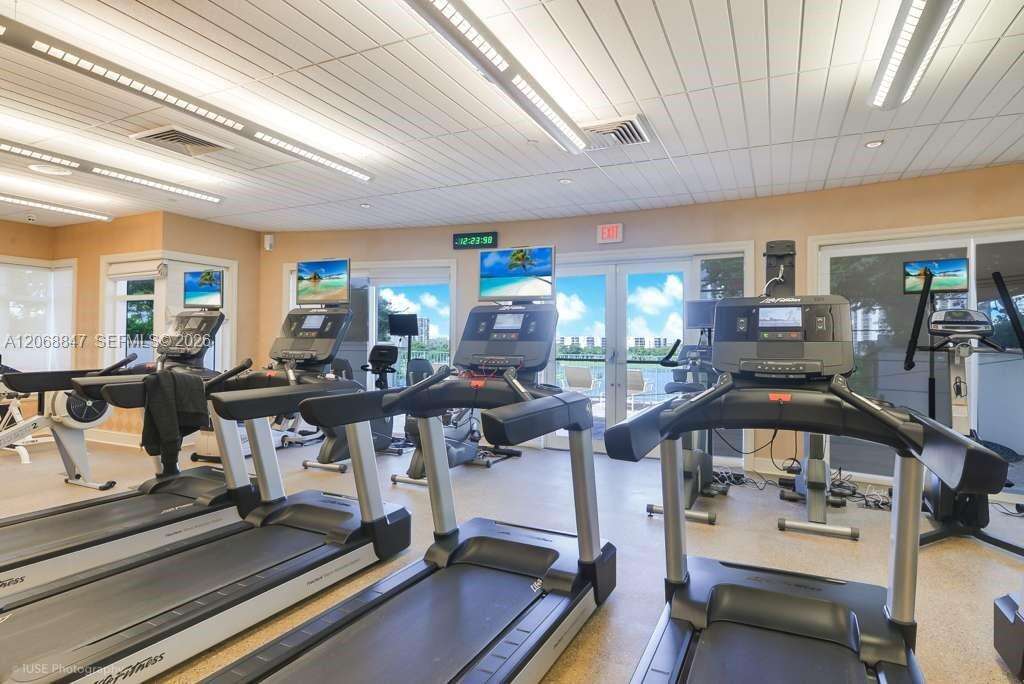 Turnberry Village North at Aventura, FL 33180 - For Rent photo 21