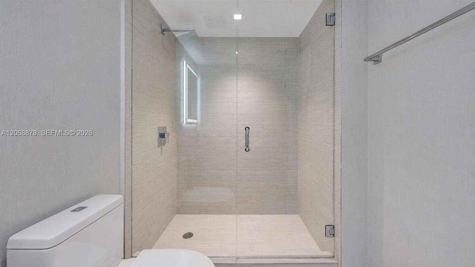 Parque Towers at 330 Sunny Isles Blvd, Sunny Isles Beach, FL 33160 - For Rent photo 27