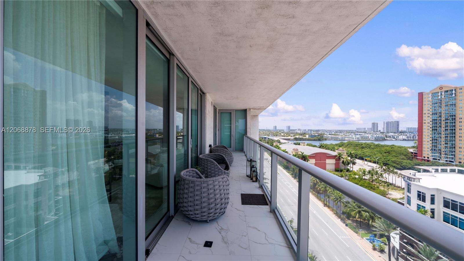 Parque Towers at 330 Sunny Isles Blvd, Sunny Isles Beach, FL 33160 - For Rent photo 34