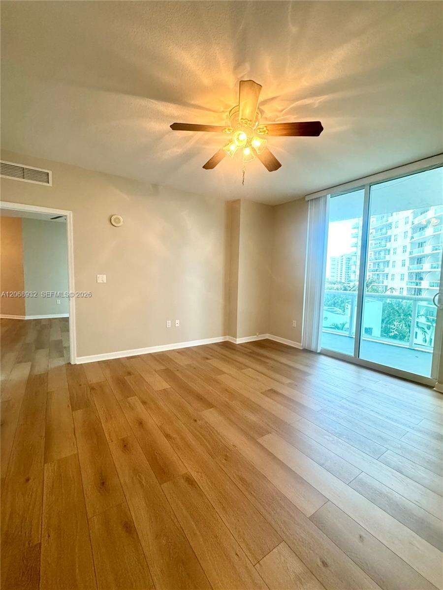 360 Condo at 7900 Harbor Island Dr, North Bay Village, FL 33141 - For Rent photo 4