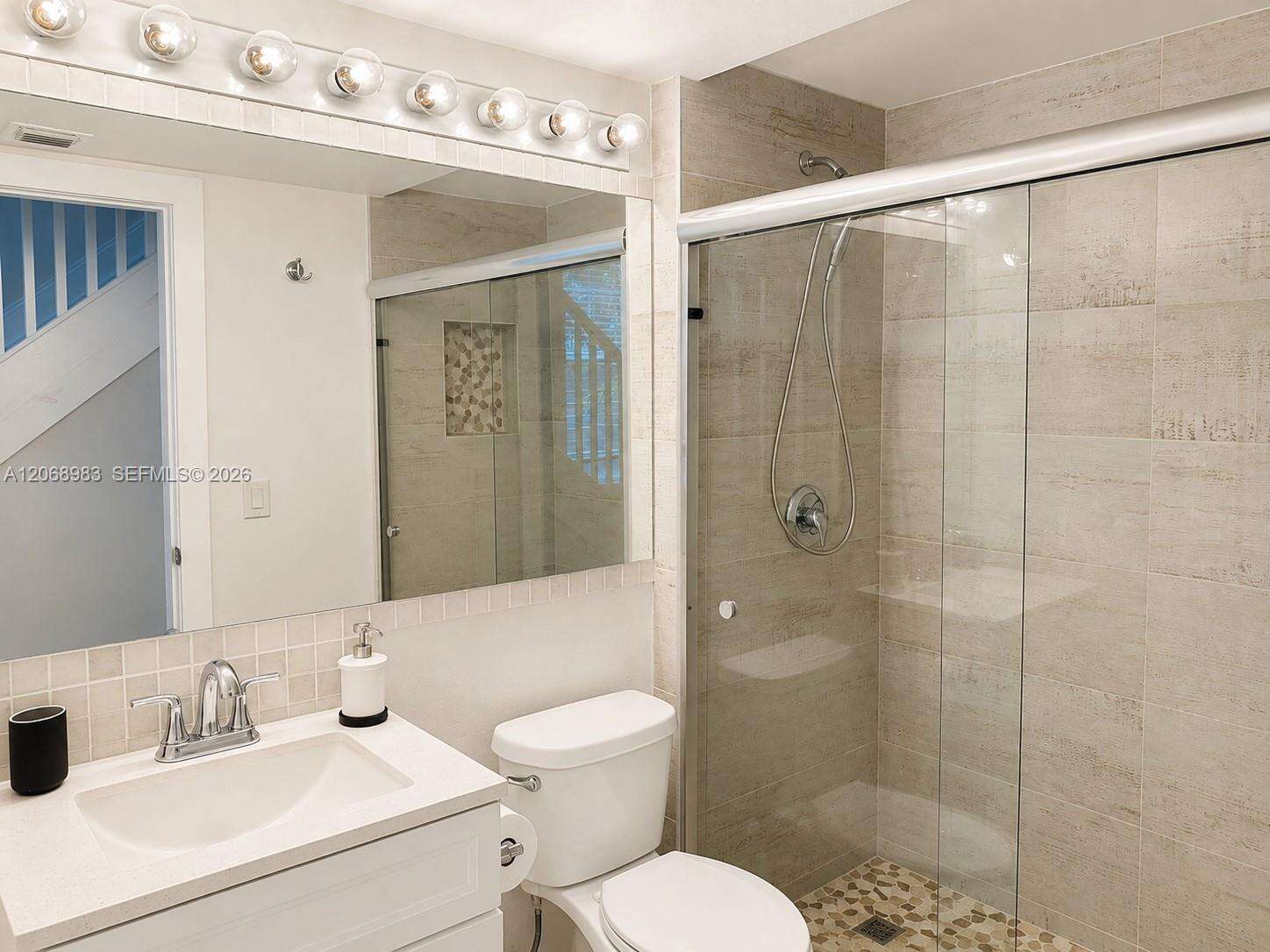 2080 Ocean Drive at 2069 Ocean Dr, Hallandale Beach, FL 33009 - For Rent photo 14