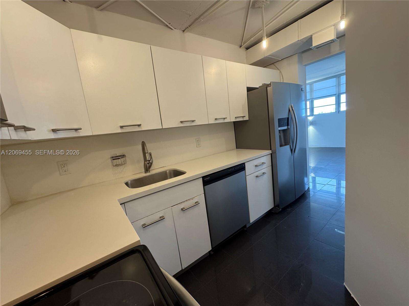 South Bay Club at 800 W Ave, Miami Beach, FL 33139 - For Rent photo 7