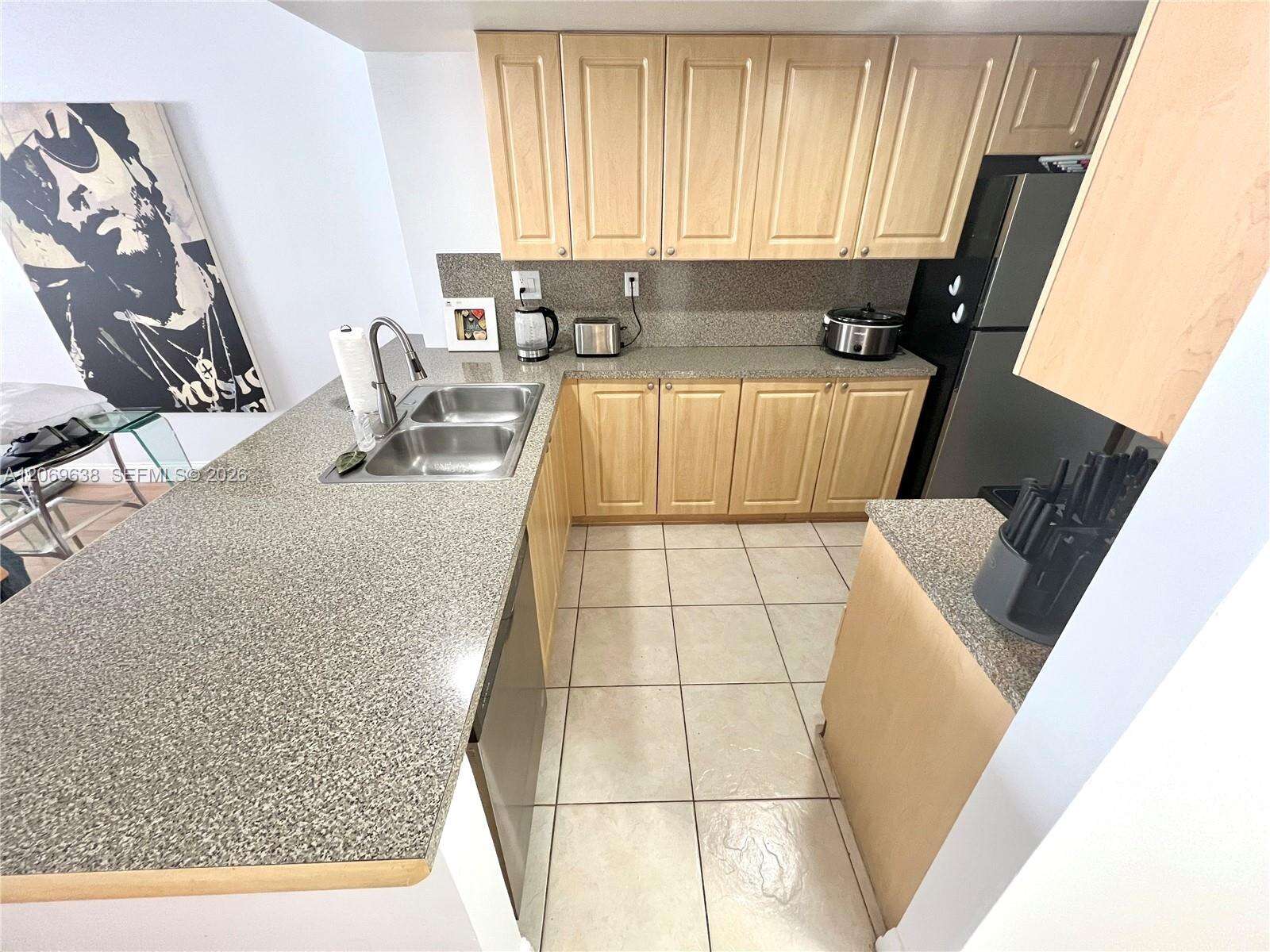 The Grand at 1717 Bayshore Dr, Miami, FL 33132 - For Rent photo 11