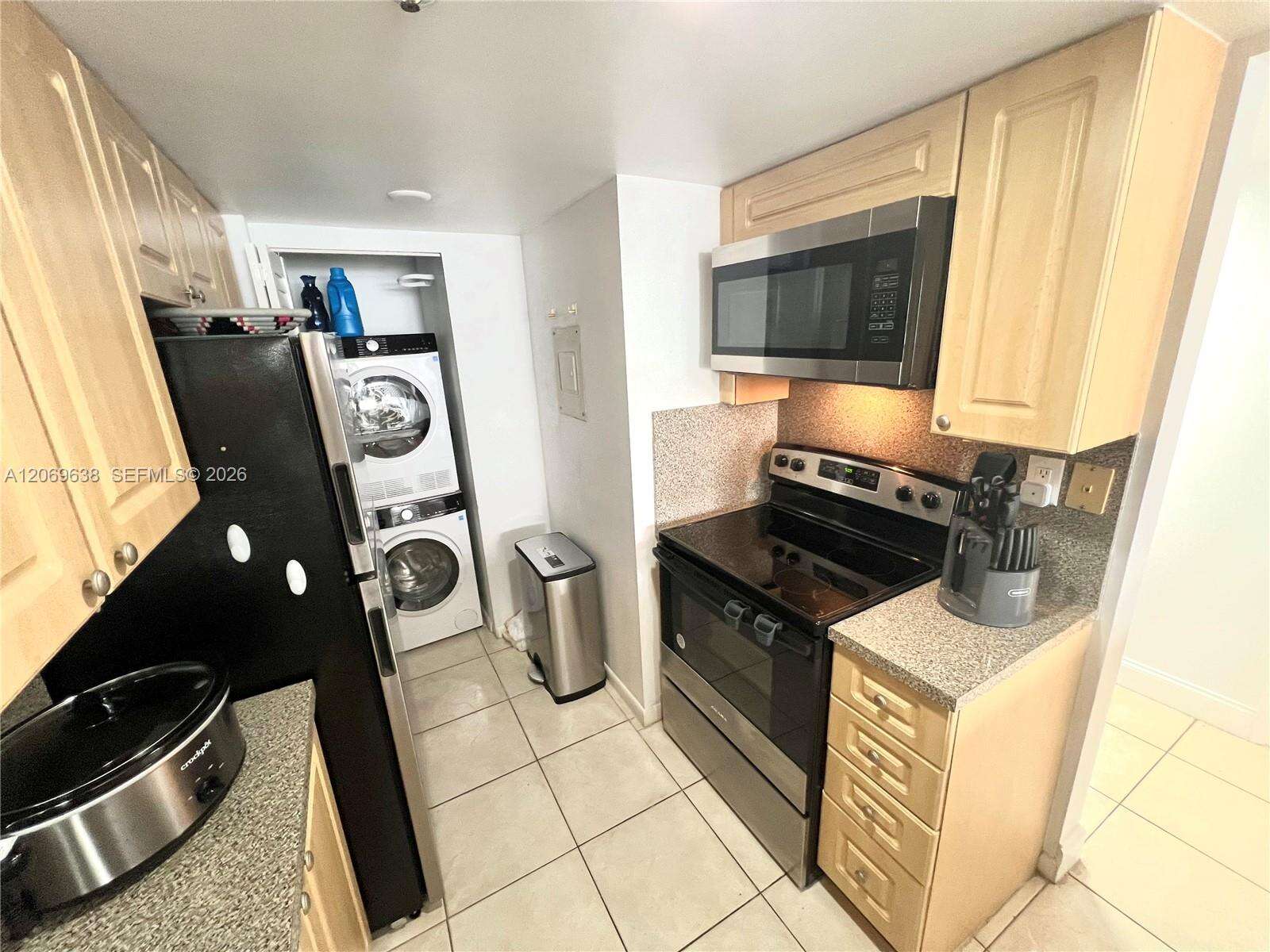 The Grand at 1717 Bayshore Dr, Miami, FL 33132 - For Rent photo 3