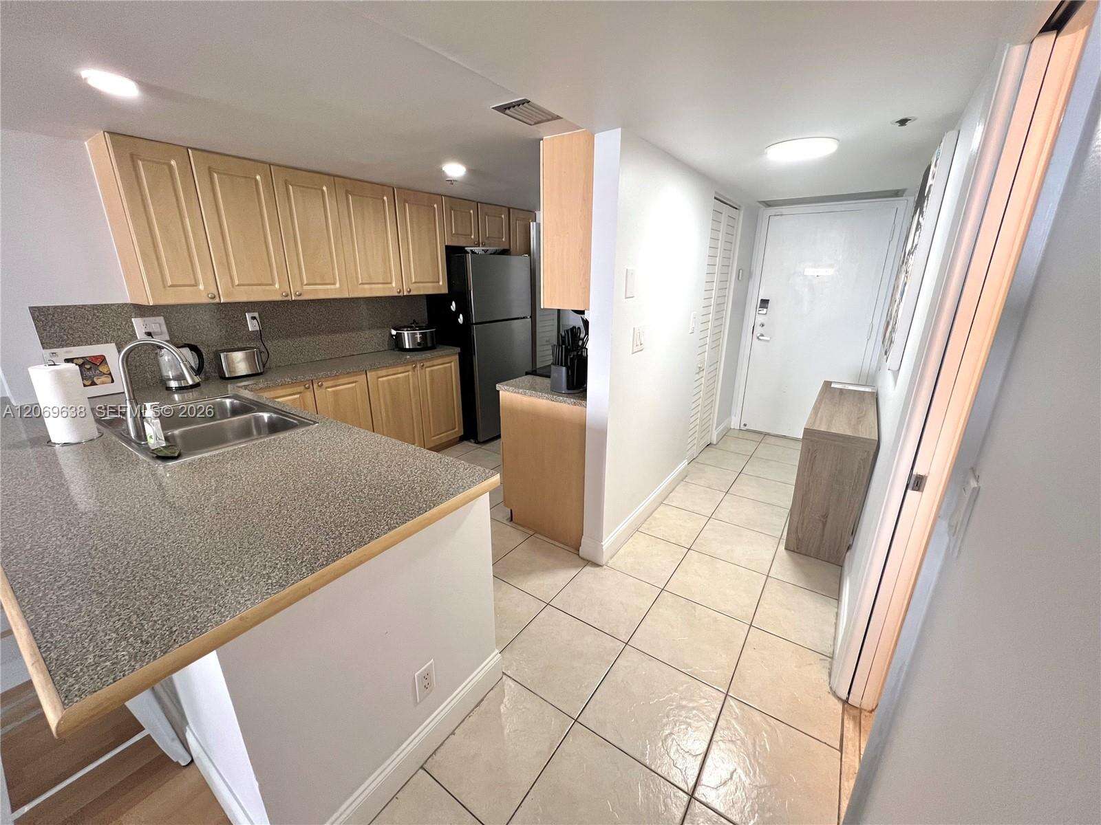 The Grand at 1717 Bayshore Dr, Miami, FL 33132 - For Rent photo 7