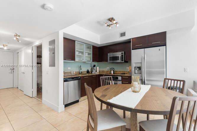 Brickell On The River at 41 5 St, Miami, FL 33131 - For Rent photo 10