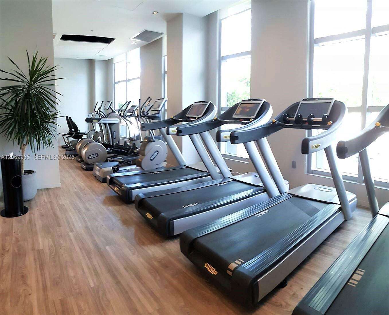 Millecento at 1100 Miami Ave, Miami, FL 33130 - For Rent photo 35
