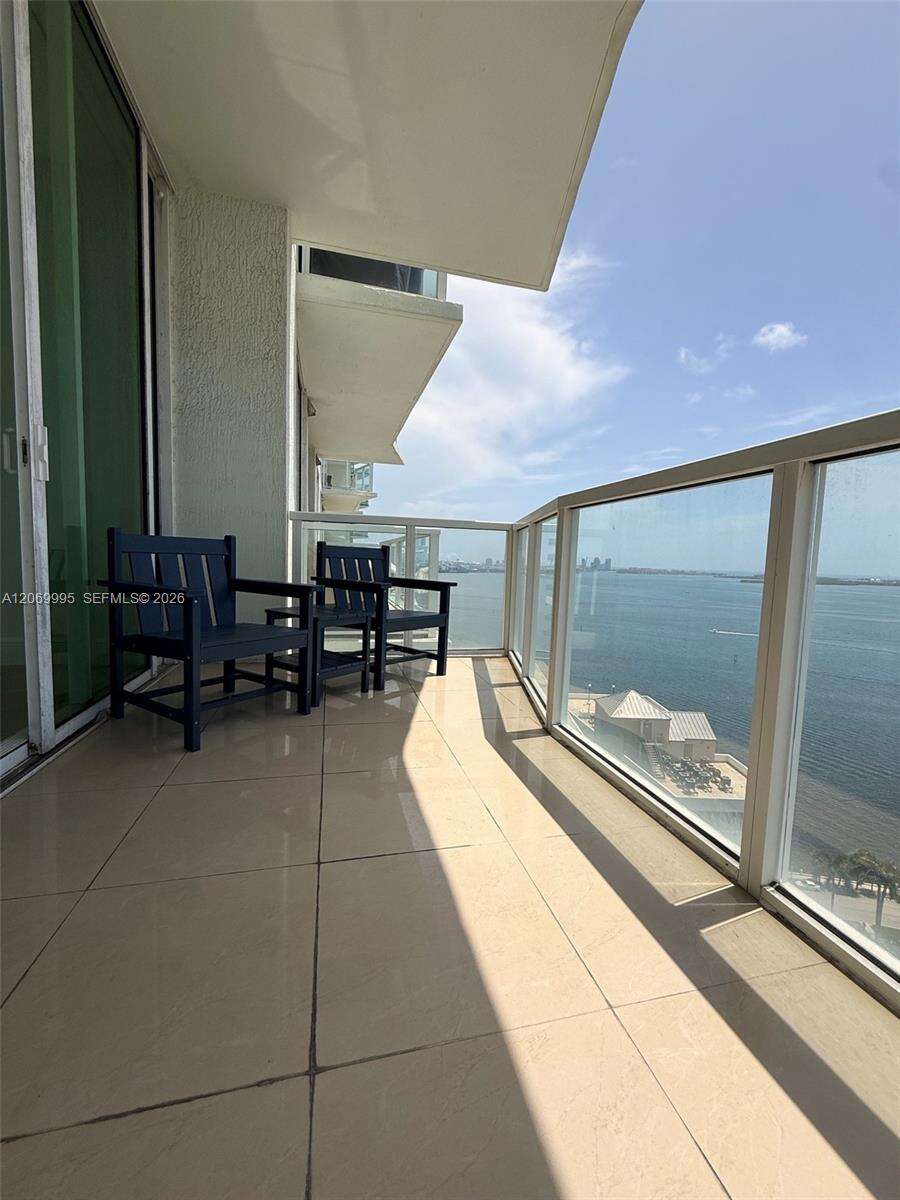 Emerald At Brickell at 218 14 St, Miami, FL 33131 - For Rent photo 11