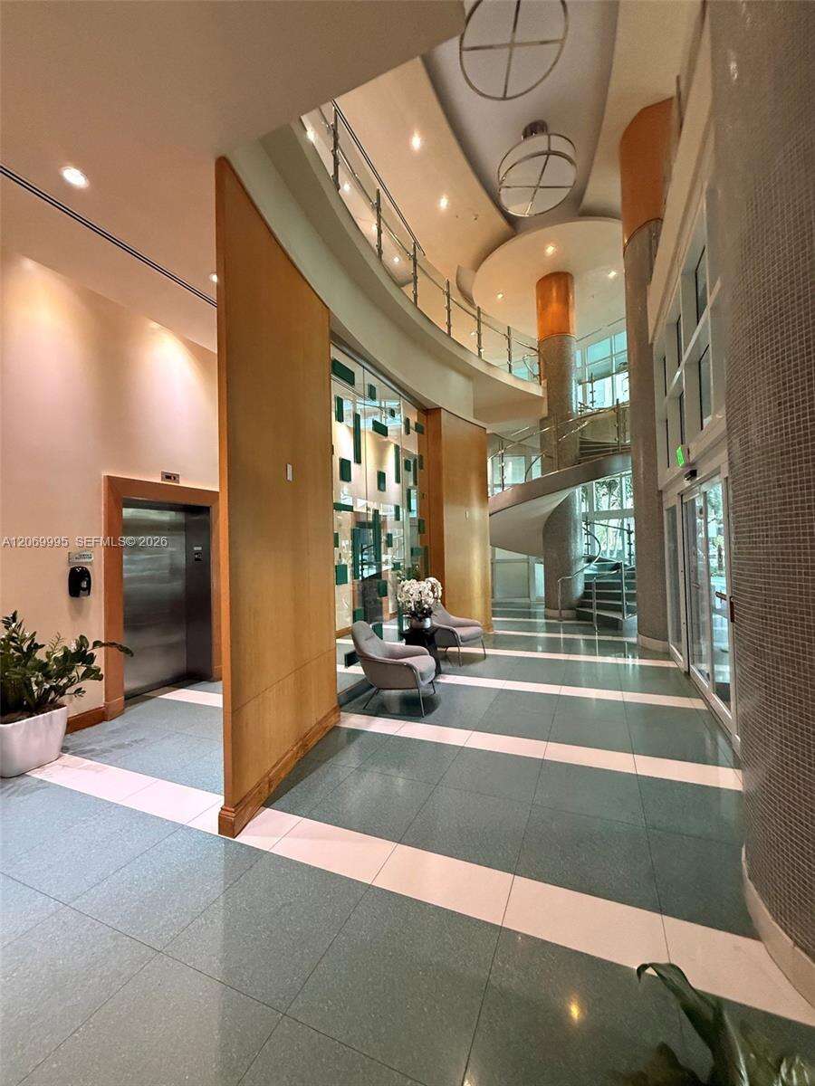 Emerald At Brickell at 218 14 St, Miami, FL 33131 - For Rent photo 14