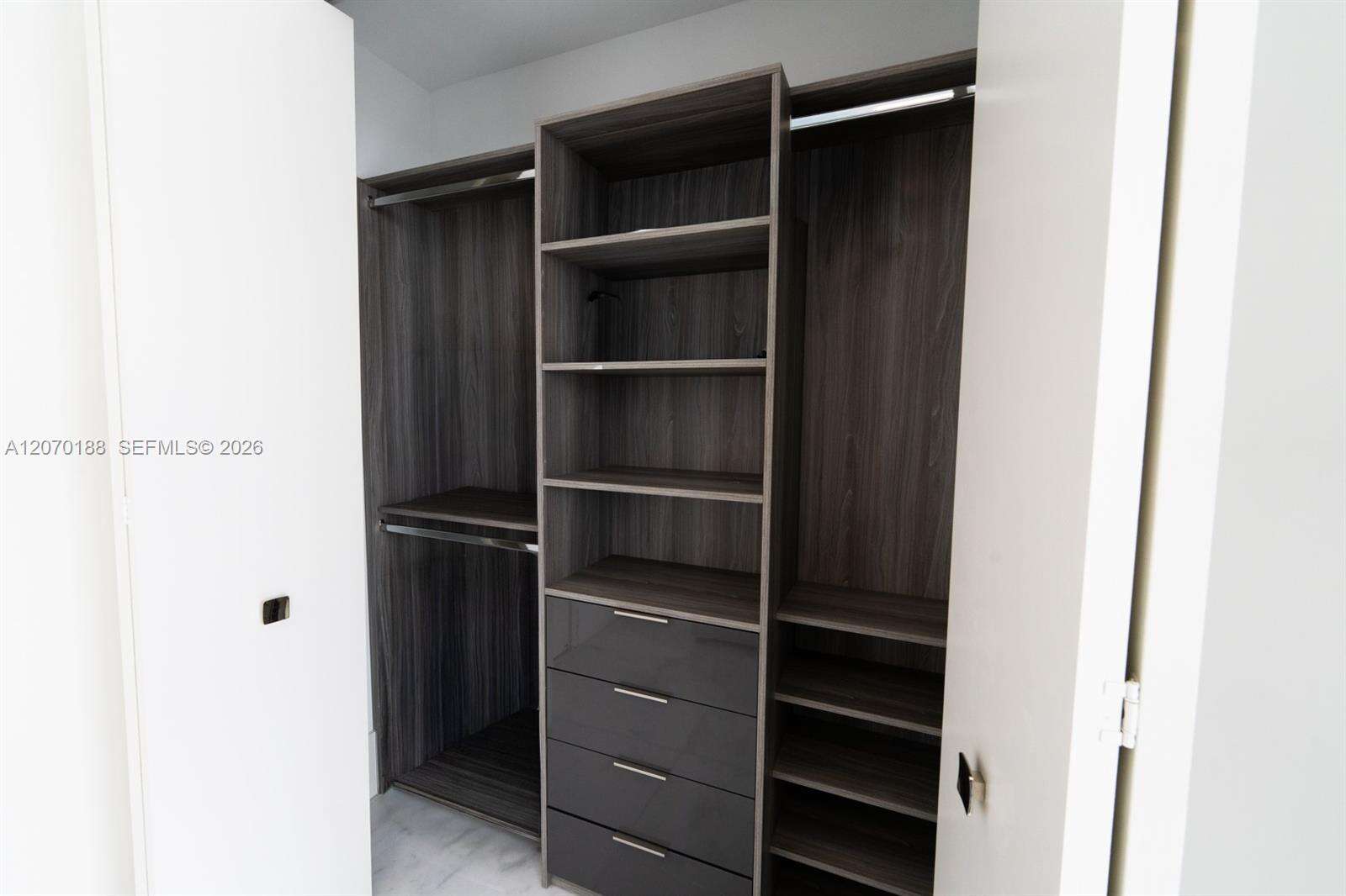 Jade Signature at 16901 Collins Ave, Sunny Isles Beach, FL 33160 - For Rent photo 32
