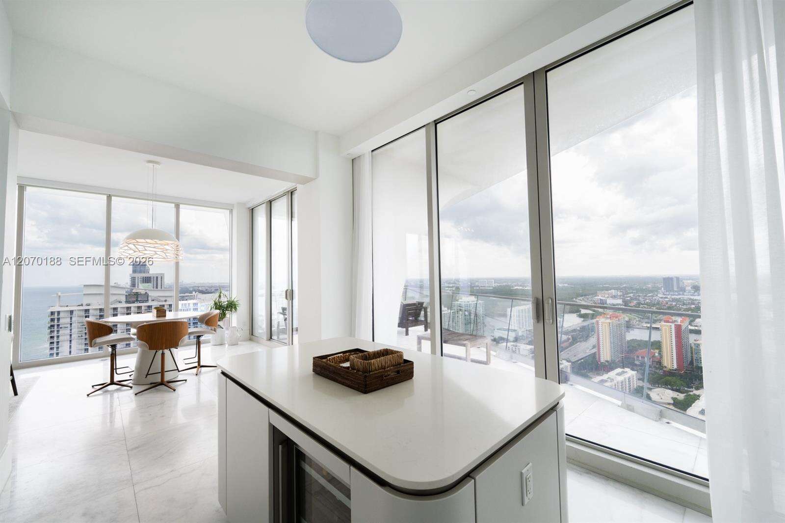 Jade Signature at 16901 Collins Ave, Sunny Isles Beach, FL 33160 - For Rent photo 44