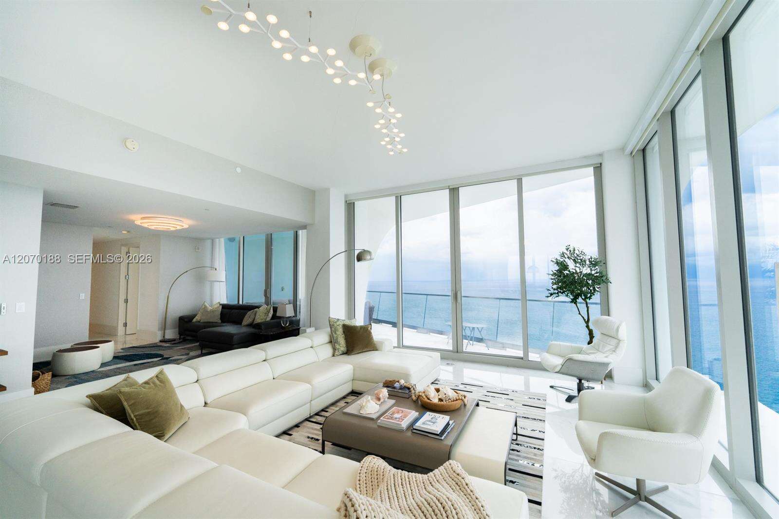 Jade Signature at 16901 Collins Ave, Sunny Isles Beach, FL 33160 - For Rent photo 55