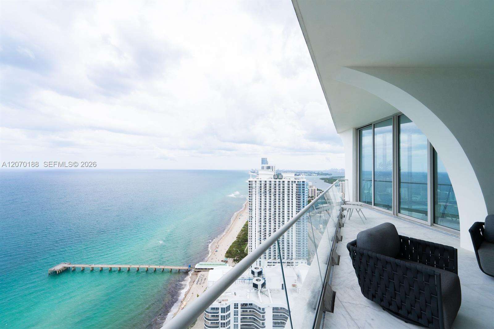 Jade Signature at 16901 Collins Ave, Sunny Isles Beach, FL 33160 - For Rent photo 57