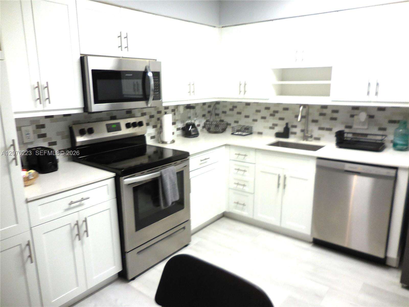 Seacoast 5151 at 5151 Collins Ave, Miami Beach, FL 33140 - For Rent photo 10