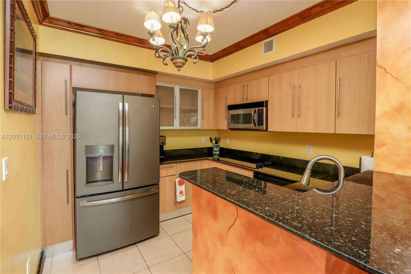 One Miami East at 335 Biscayne Blvd, Miami, FL 33131 - For Rent photo 11