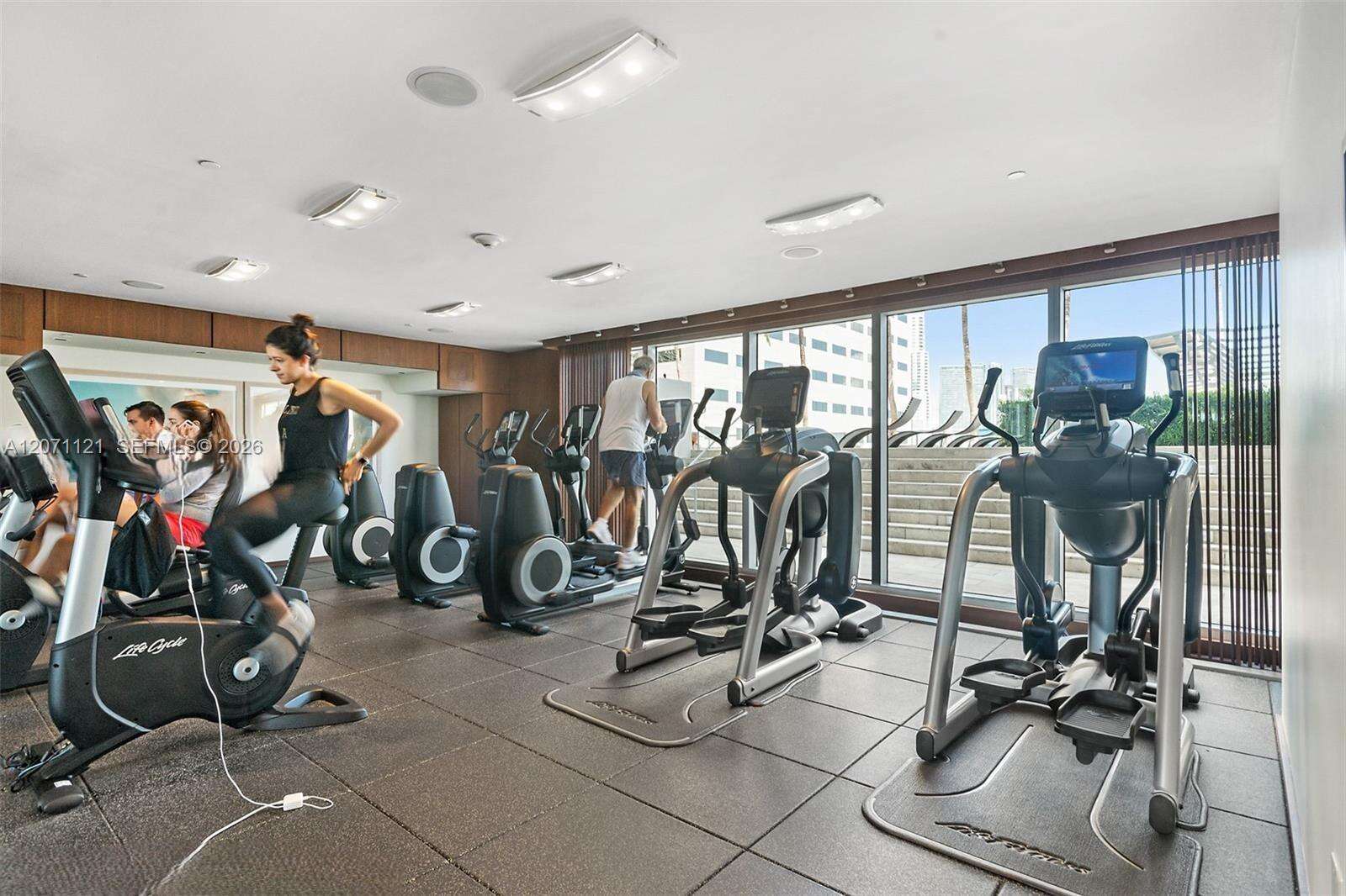 One Miami East at 335 Biscayne Blvd, Miami, FL 33131 - For Rent photo 56
