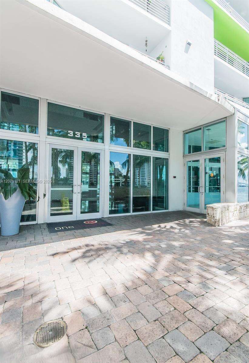 One Miami East at 335 Biscayne Blvd, Miami, FL 33131 - For Rent photo 60
