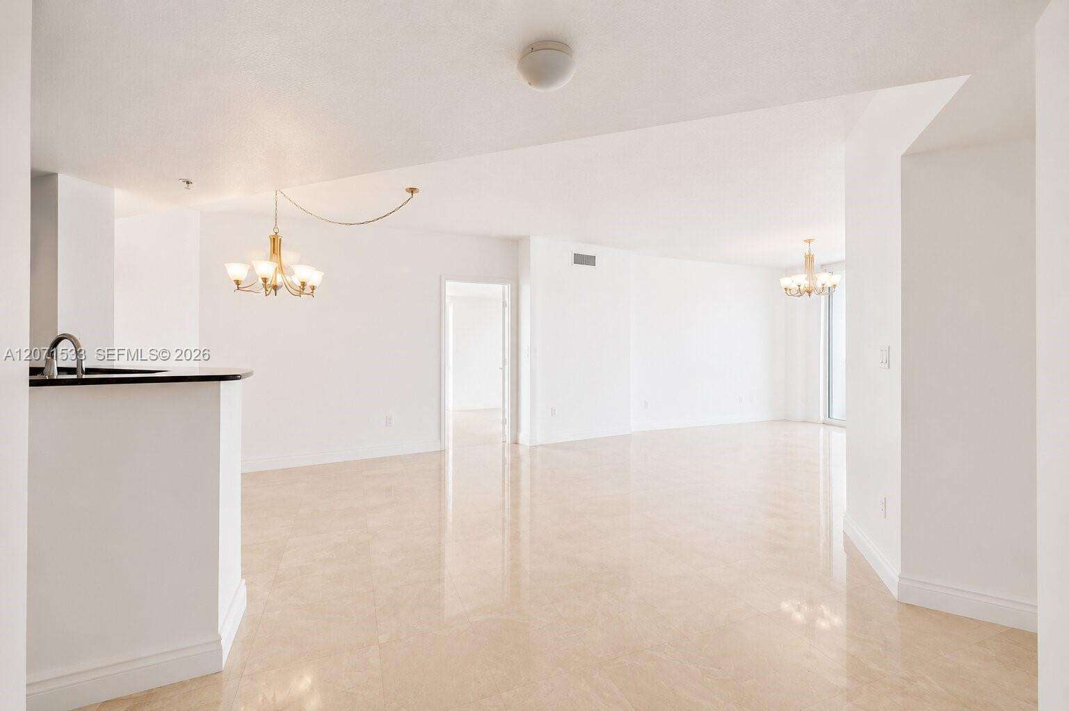 La Perla at 16699 Collins Ave, Sunny Isles Beach, FL 33160 - For Rent photo 13