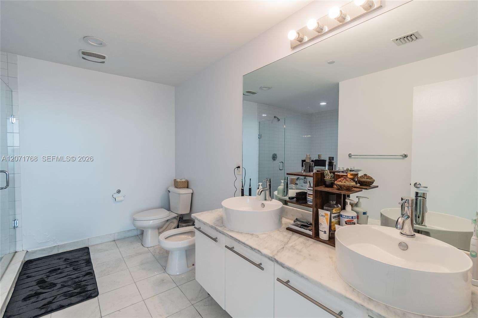 Marina Blue at 888 Biscayne Blvd, Miami, FL 33132 - For Rent photo 16