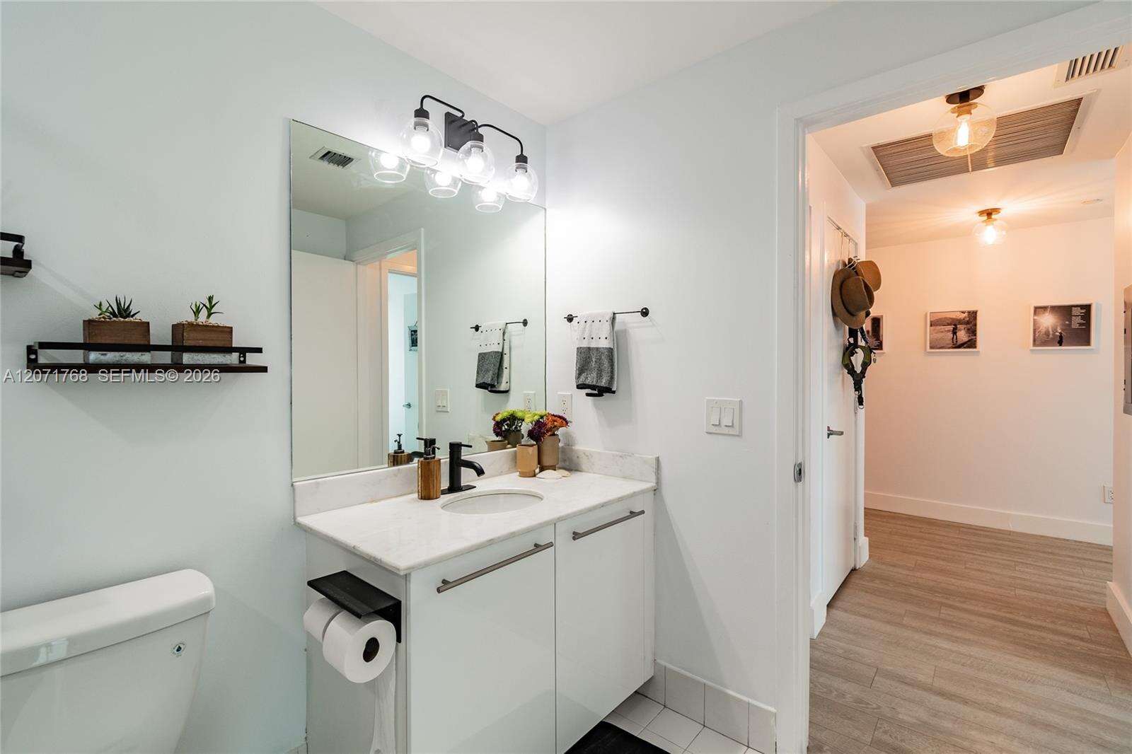 Marina Blue at 888 Biscayne Blvd, Miami, FL 33132 - For Rent photo 28