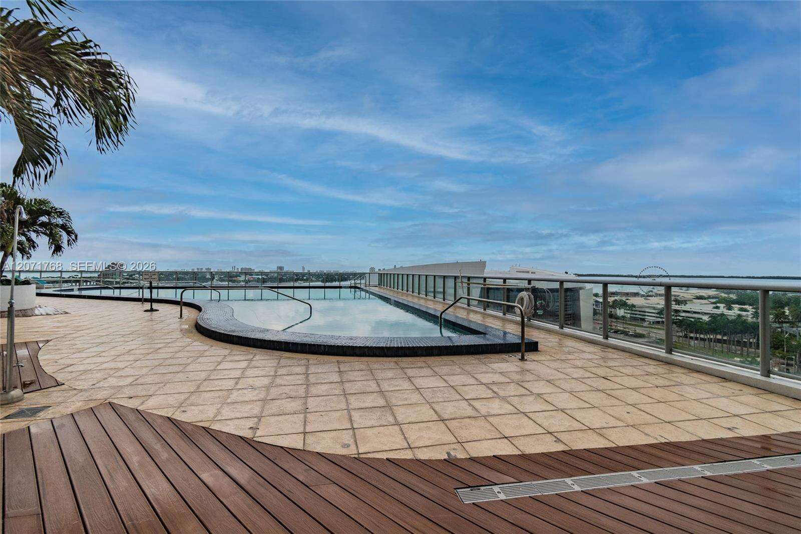 Marina Blue at 888 Biscayne Blvd, Miami, FL 33132 - For Rent photo 32