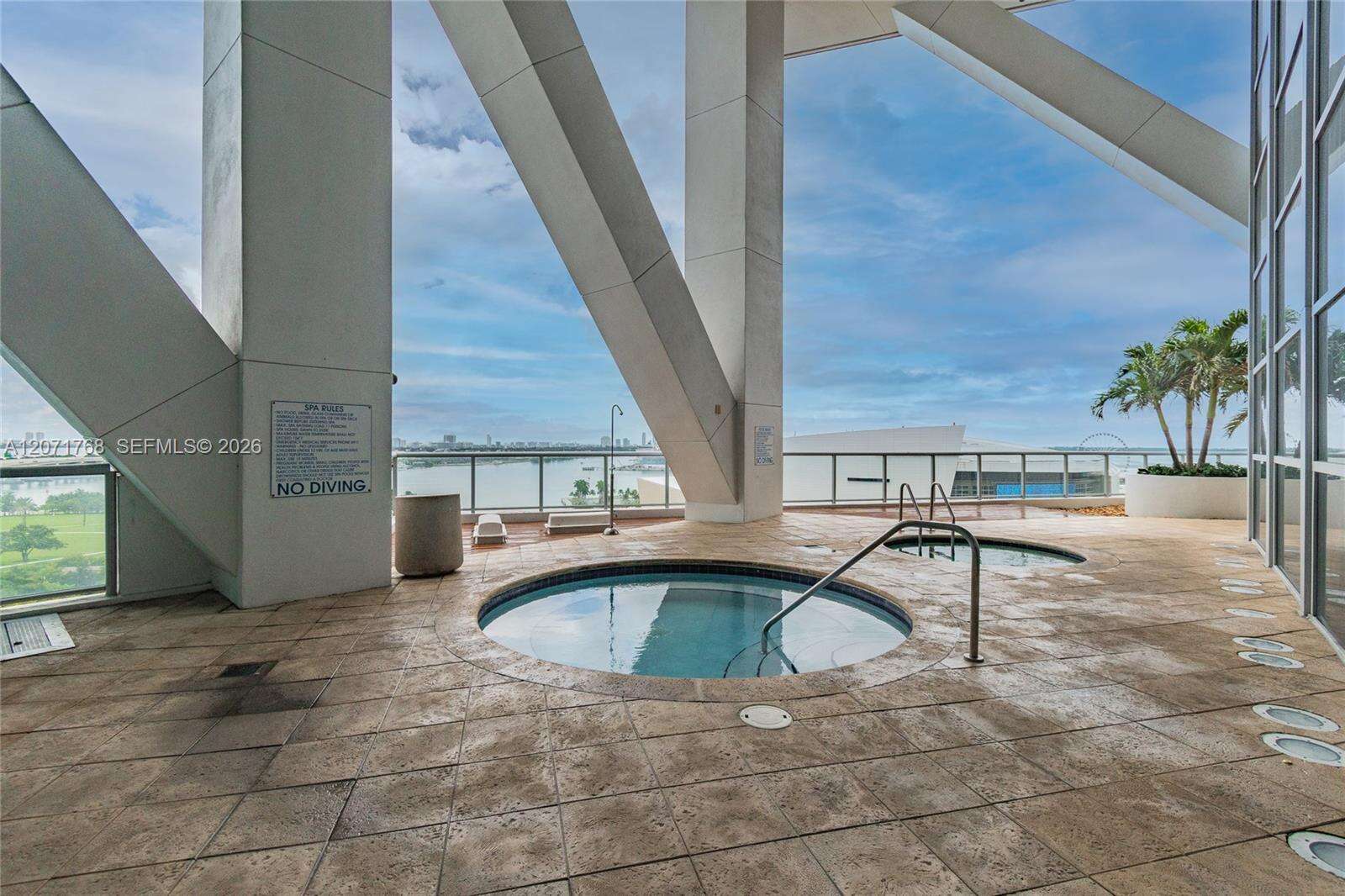 Marina Blue at 888 Biscayne Blvd, Miami, FL 33132 - For Rent photo 34