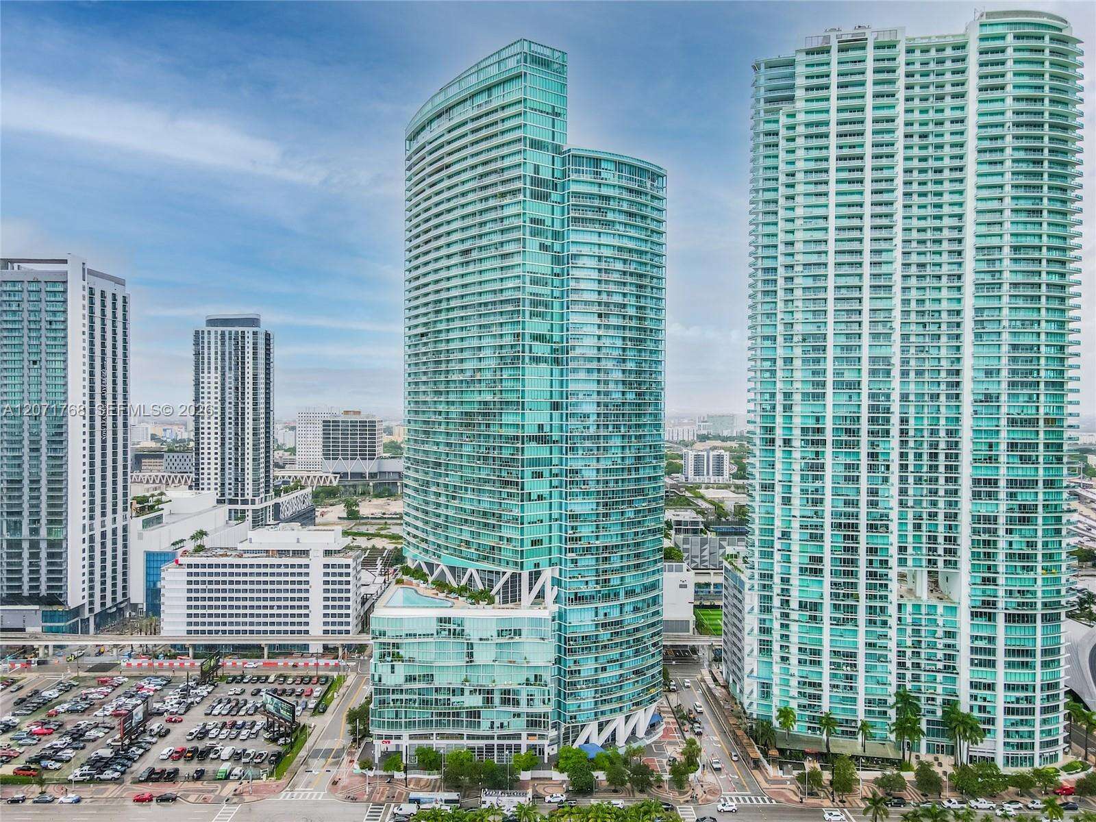 Marina Blue at 888 Biscayne Blvd, Miami, FL 33132 - For Rent photo 49