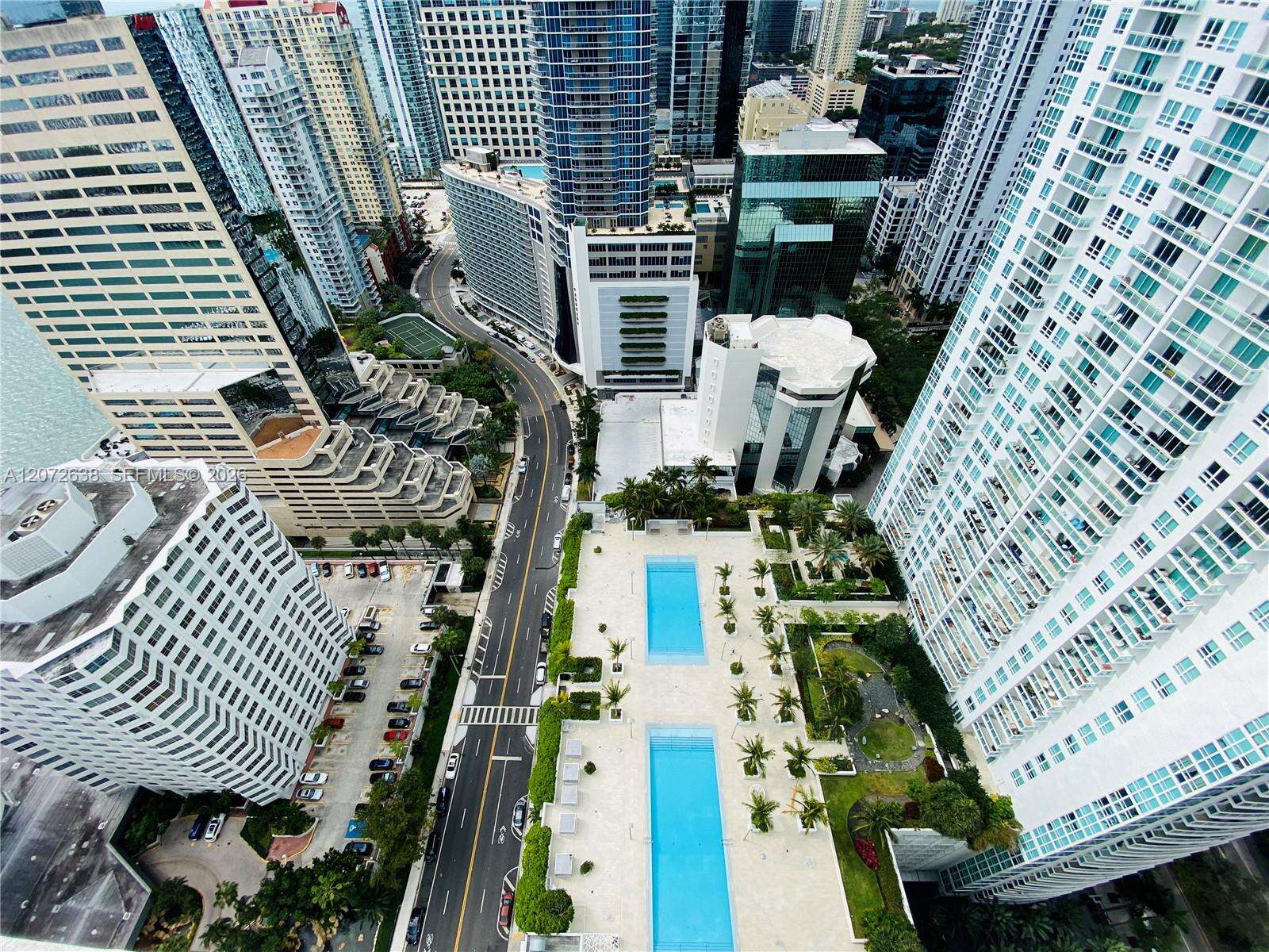 The Plaza On Brickell East at 950 Brickell Bay Dr, Miami, FL 33131 - For Rent photo 3