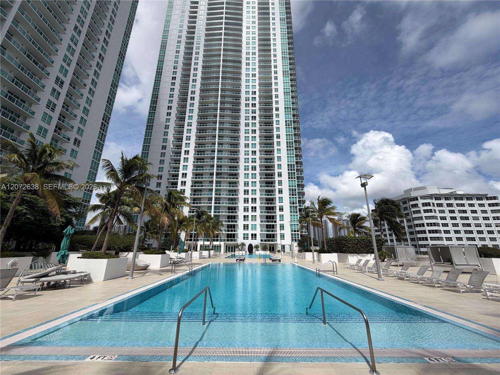 The Plaza On Brickell East at 950 Brickell Bay Dr, Miami, FL 33131 - For Rent photo 22