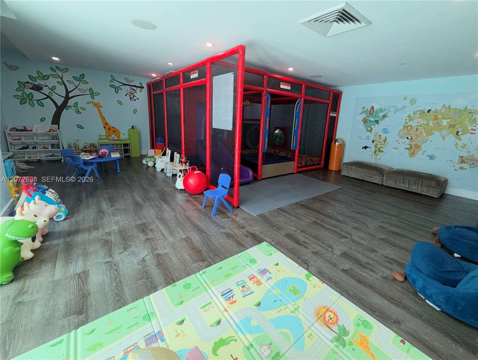 The Plaza On Brickell East at 950 Brickell Bay Dr, Miami, FL 33131 - For Rent photo 37