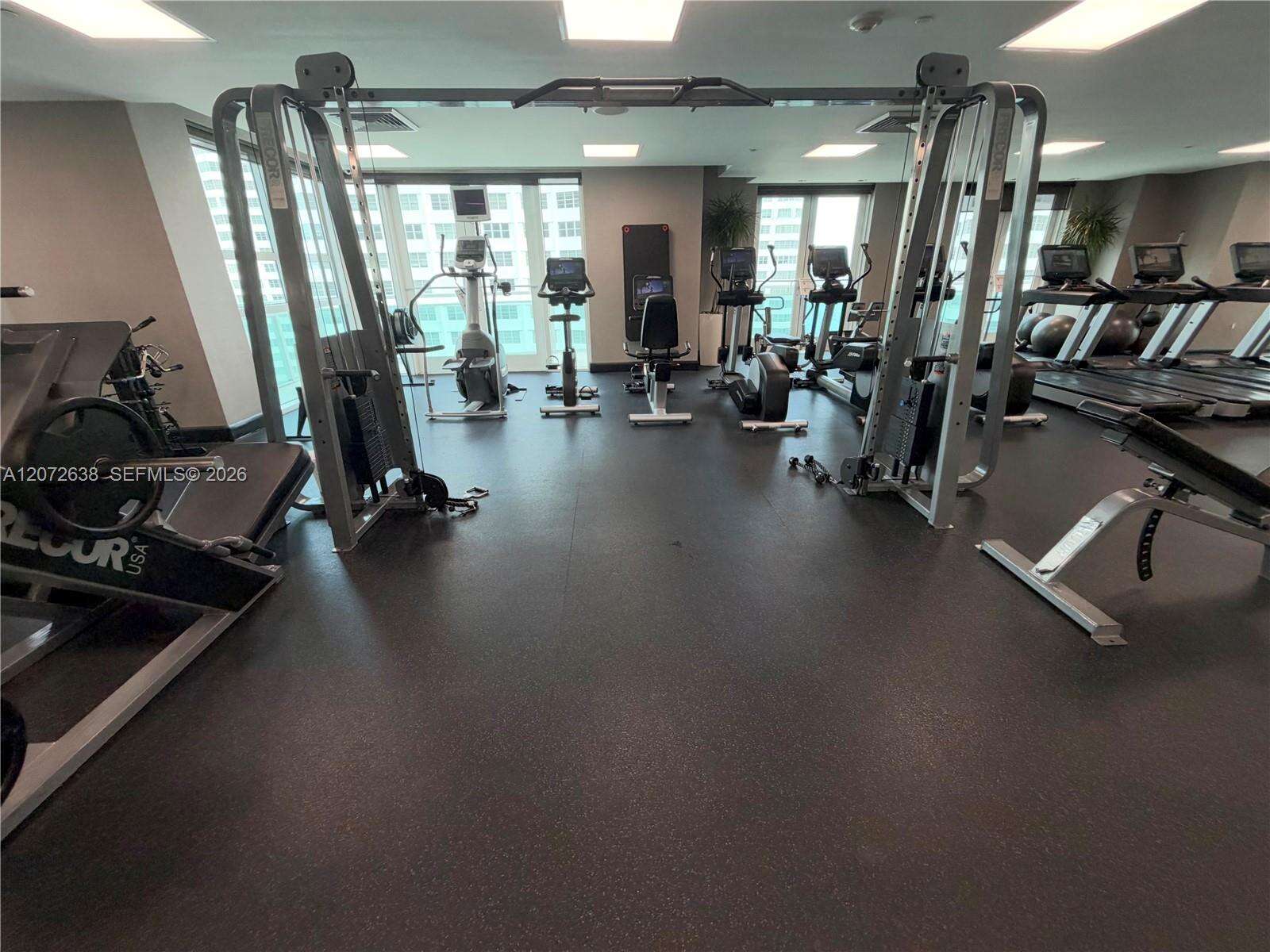 The Plaza On Brickell East at 950 Brickell Bay Dr, Miami, FL 33131 - For Rent photo 48