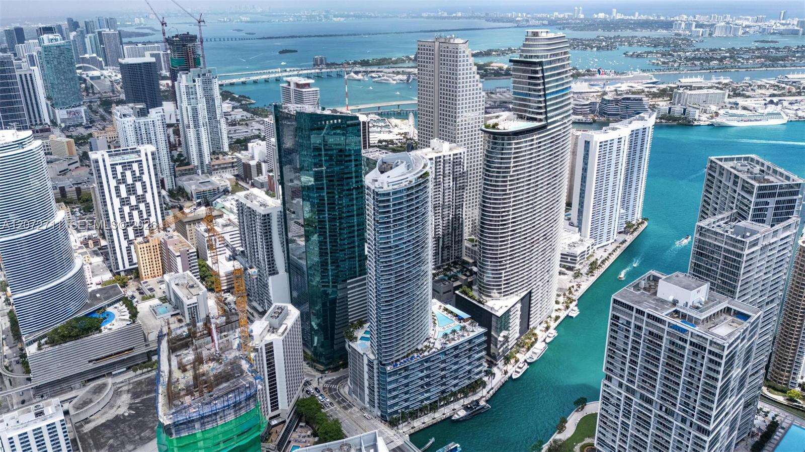 Epic Residences at 200 Biscayne Blvd Way, Miami, FL 33131 - For Rent photo 3
