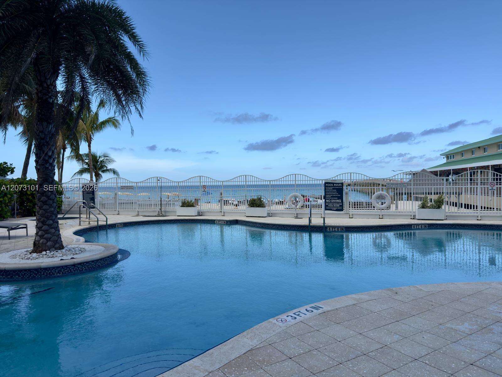 La Perla at 16699 Collins Ave, Sunny Isles Beach, FL 33160 - For Rent photo 14