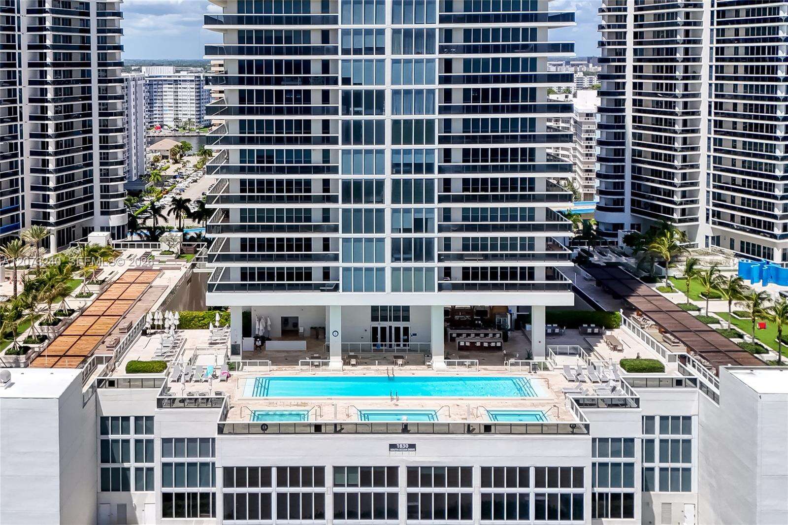 The Beach Club Two at 1830 Ocean Dr, Hallandale Beach, FL 33009 - For Rent photo 36