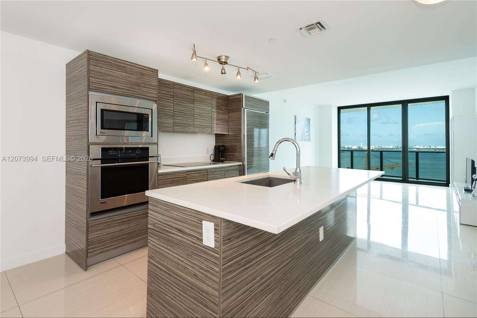 Icon Bay at 460 28 St, Miami, FL 33137 - For Rent photo 13