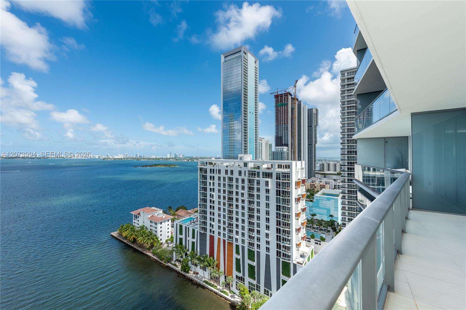 Icon Bay at 460 28 St, Miami, FL 33137 - For Rent photo 4