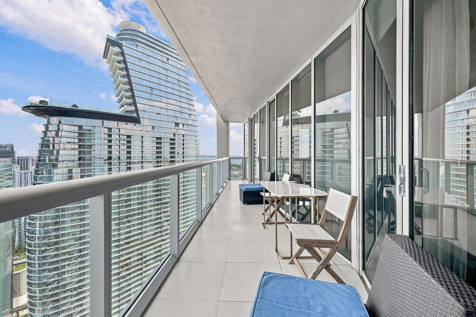 Icon Brickell 1 at 465 Brickell, Miami, FL 33131 - For Rent photo 11