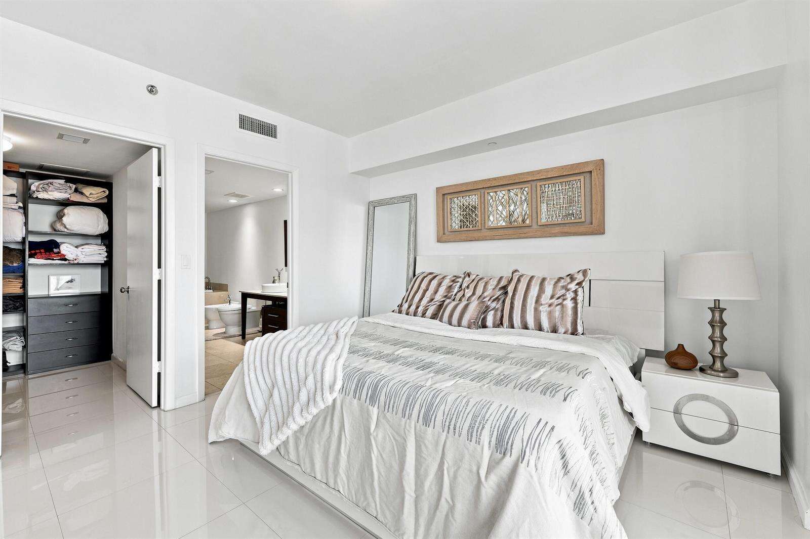 Icon Brickell 1 at 465 Brickell, Miami, FL 33131 - For Rent photo 13