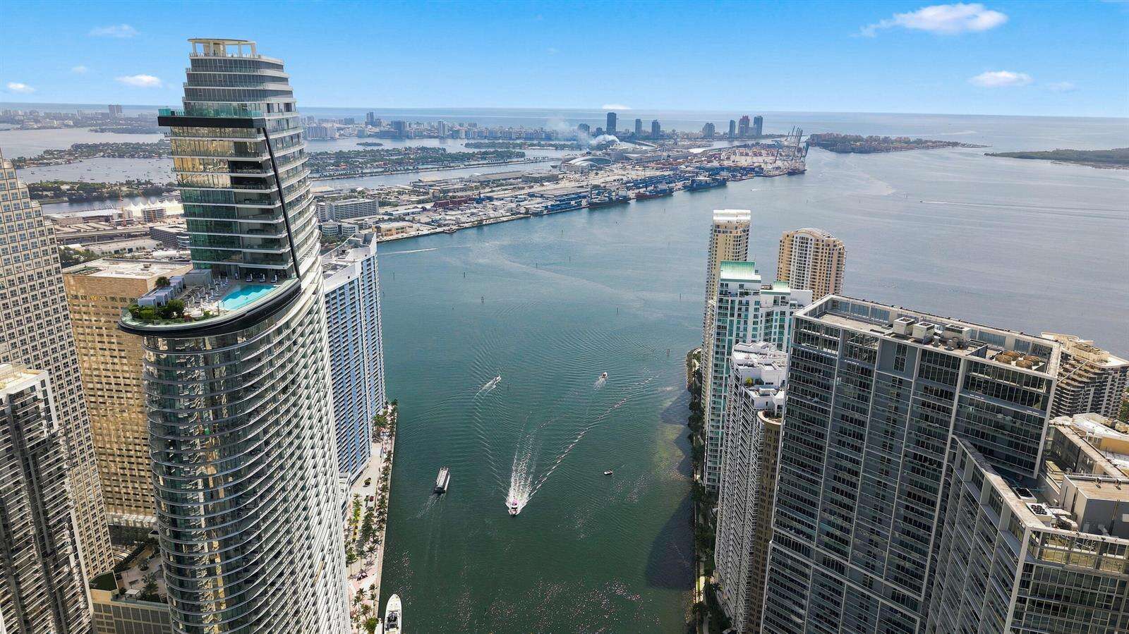 Icon Brickell 1 at 465 Brickell, Miami, FL 33131 - For Rent photo 36